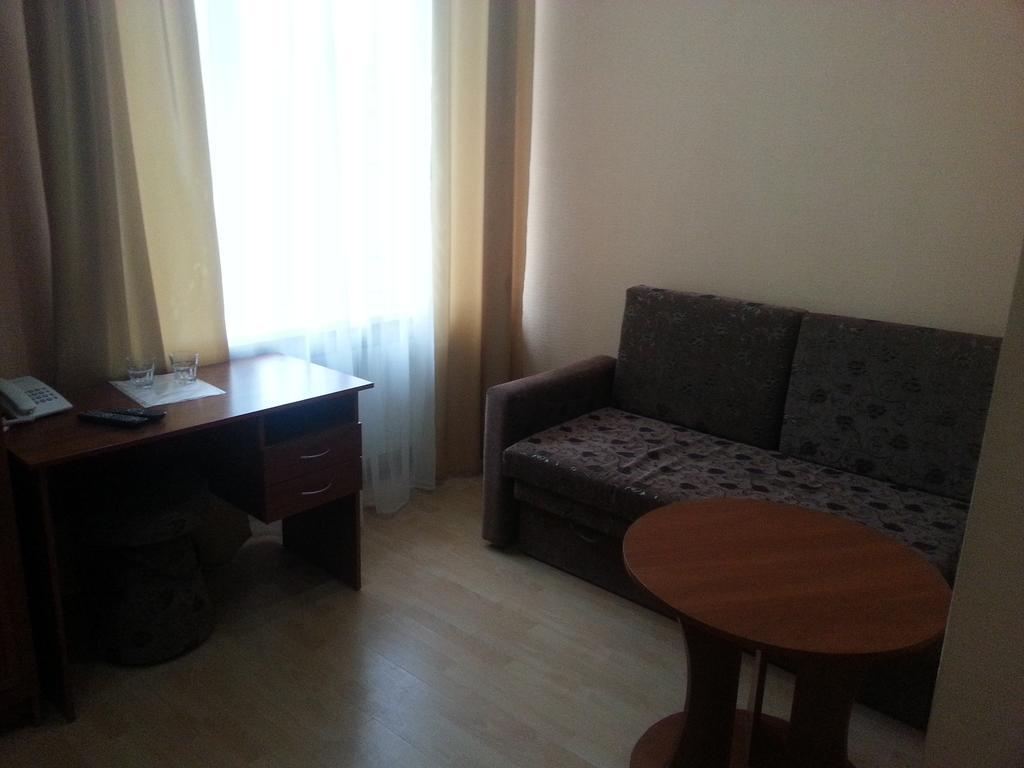 Adler Hotel Kiev Quarto foto