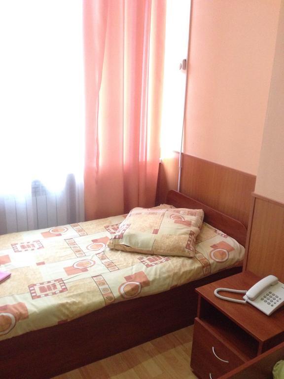 Adler Hotel Kiev Quarto foto